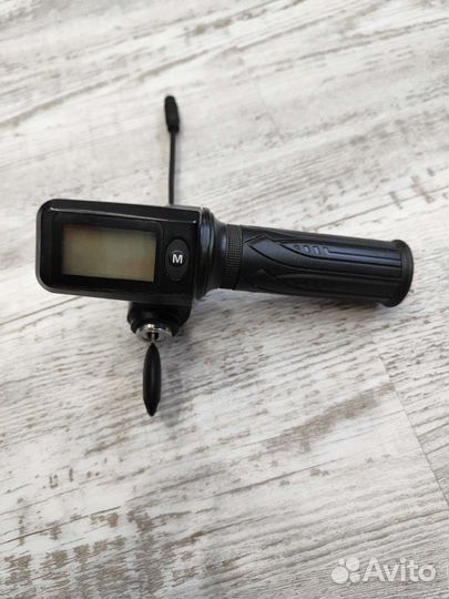 Ручка газа на электросамокат