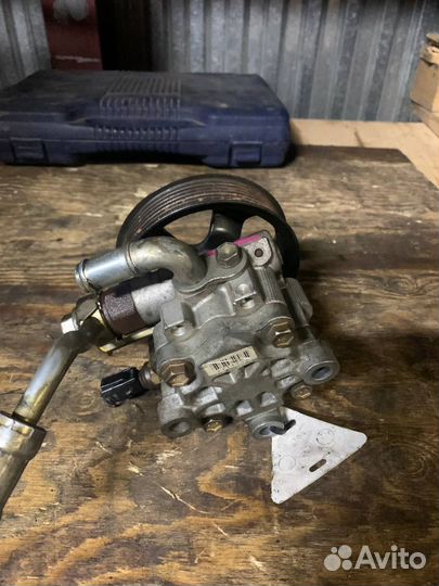 Насос гур Тойота 1NZ 2NZ