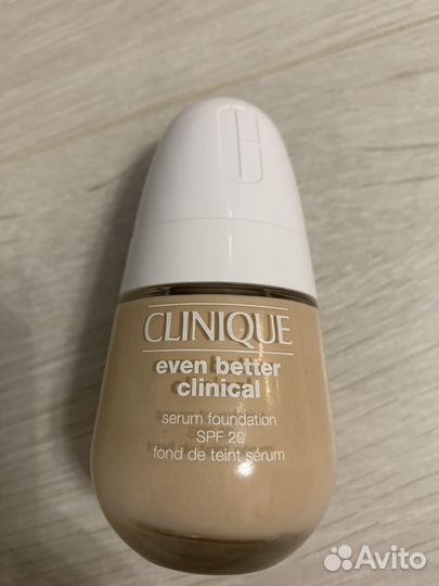 Тональный крем Clinique