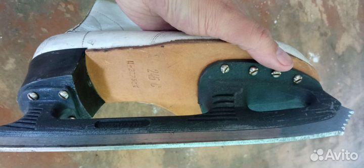 Коньки для фигурного катания