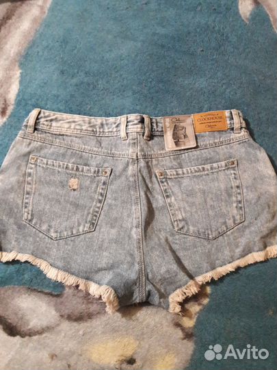 Шорты женские