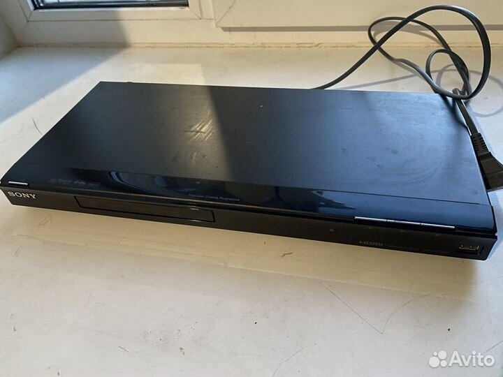 DVD-плеер Sony DVP-NS728H