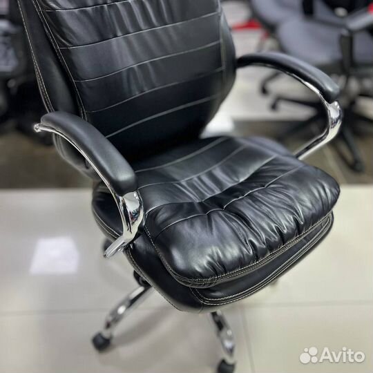 Компьютерное кресло