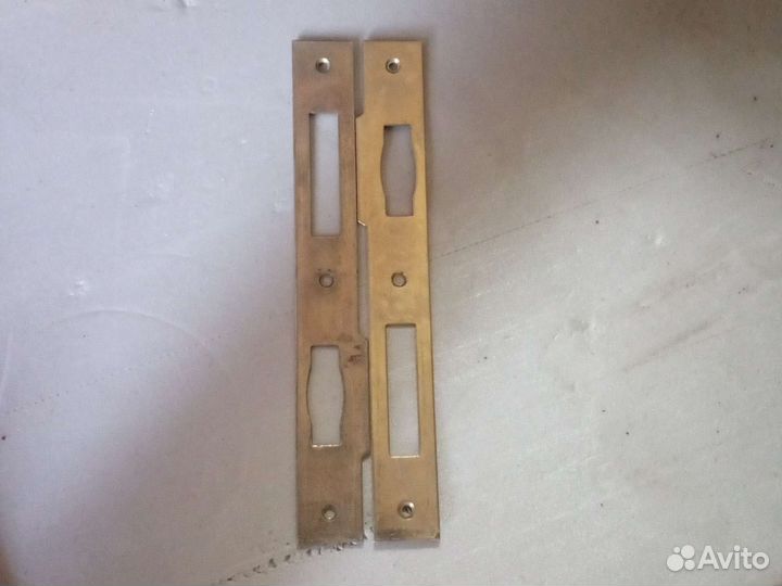 Петли для дверей