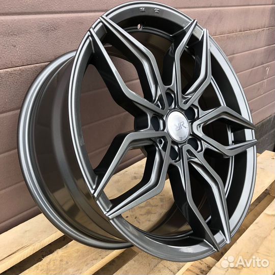 RR Cssya3372 18*8,0 5*114,3 ET40 67,1 G-S