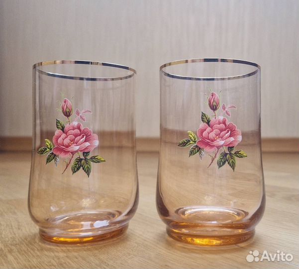 Набор 2 стакана и подставка