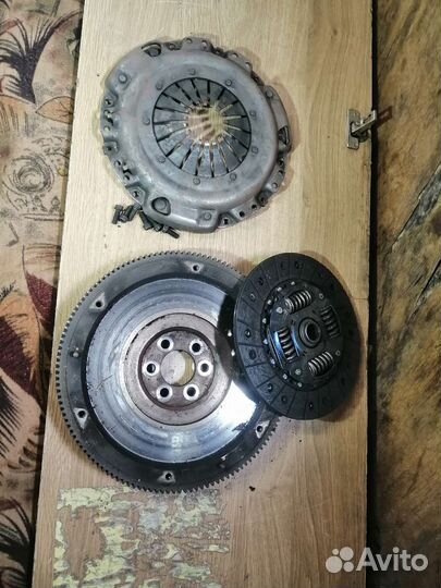 Комплект сцепления VW Passat B3 1.6, 1.8