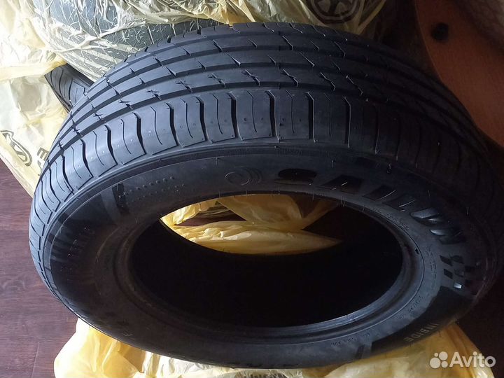 Altenzo Sports Linear 215/65 R16 98