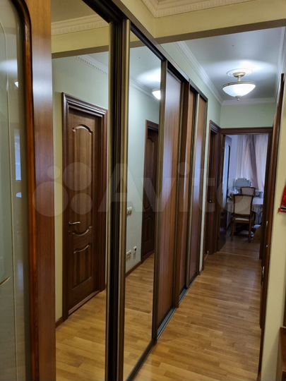 3-к. квартира, 74 м², 2/5 эт.