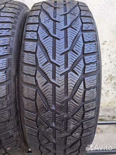 Taurus SUV Winter 225/60 R17 103V