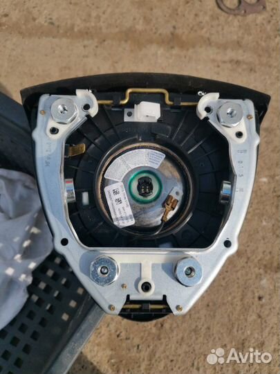 Подушка безопасности в руль Hyundai I30 G4FC 2010