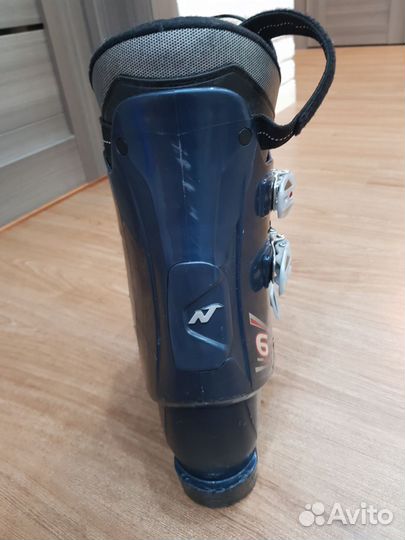 Горнолыжные ботинки