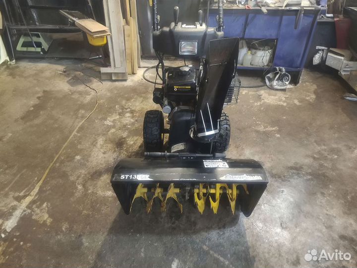 Снегоуборщик Champion ST1376E