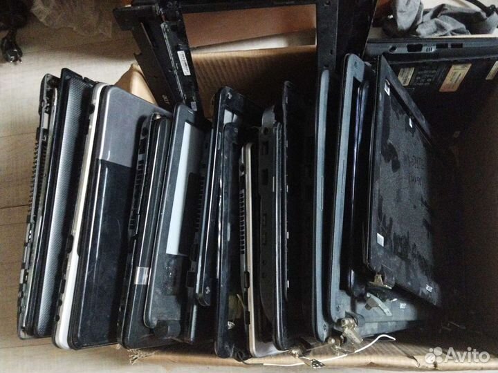 Ноутбук Acer/PackardBell/E-machines (разбор)