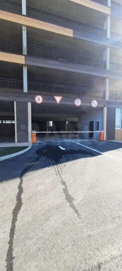 Машиноместо, 14 м²