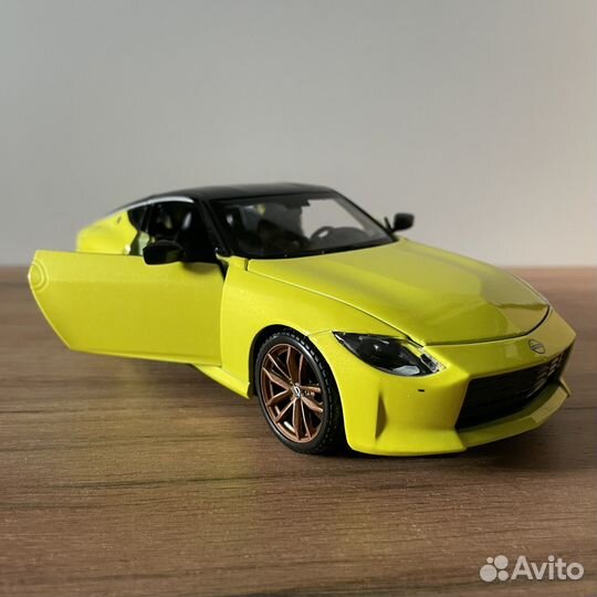 Модель Nissan Z 2023 Maisto 1/24