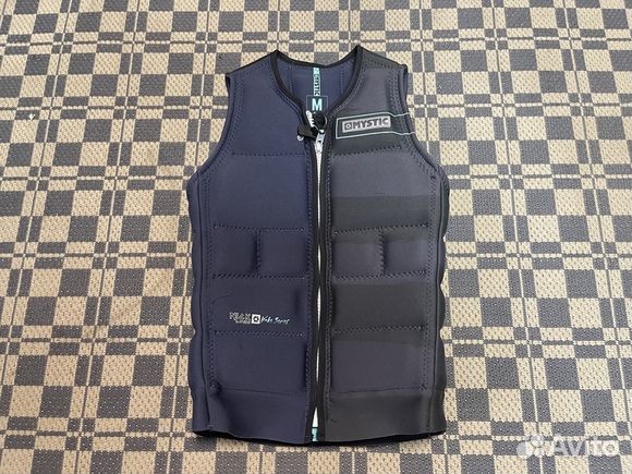 Водный жилет Mystic - M