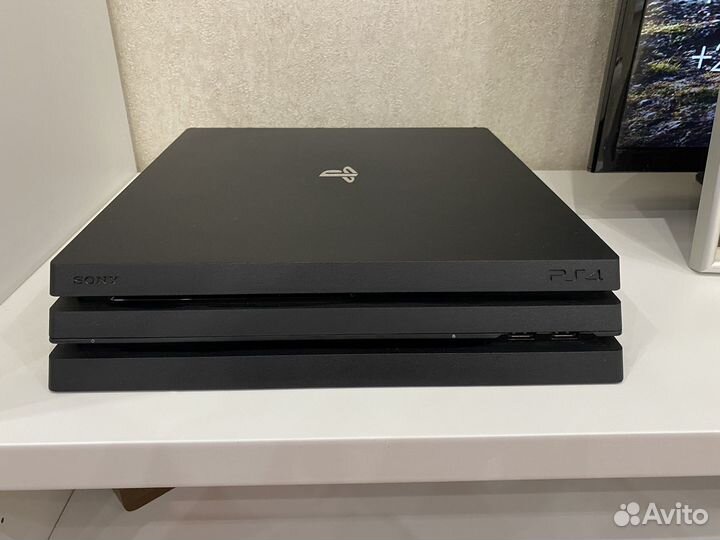 Sony playstation 4 pro 1tb