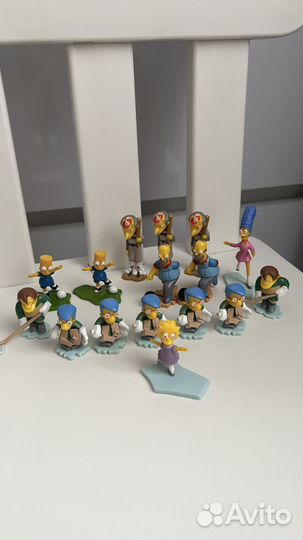 Симпсоны фигурки из киндеров