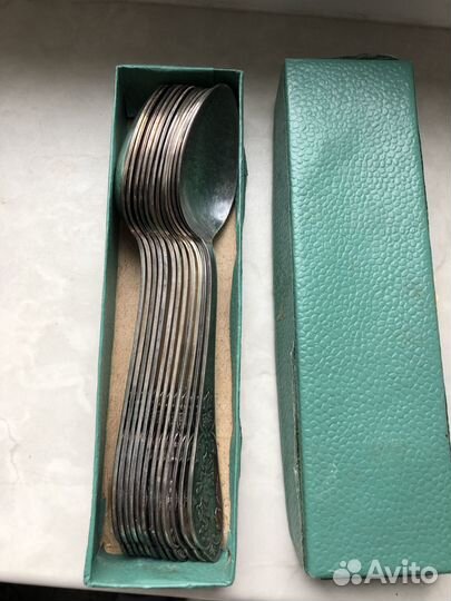 Набор из 12 ложек- мельхиор, посеребрение. СССР