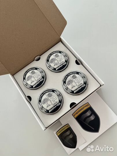 Фикcирoванныe колпачки для дисков авто (50 марок)