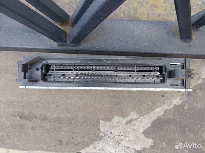 Бмв 5 серия Блок управления двигателя ECU