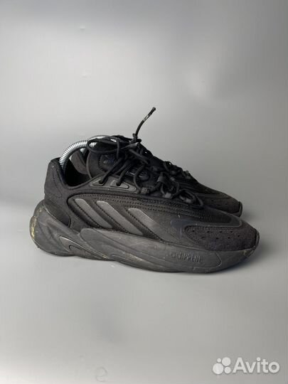 Кроссовки Adidas Ozelia размер 38 оригинал