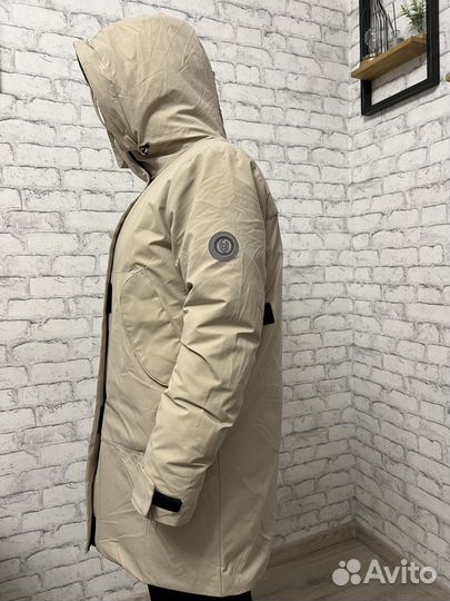 Пуховик женский 46 размер