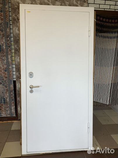 Дверь входная