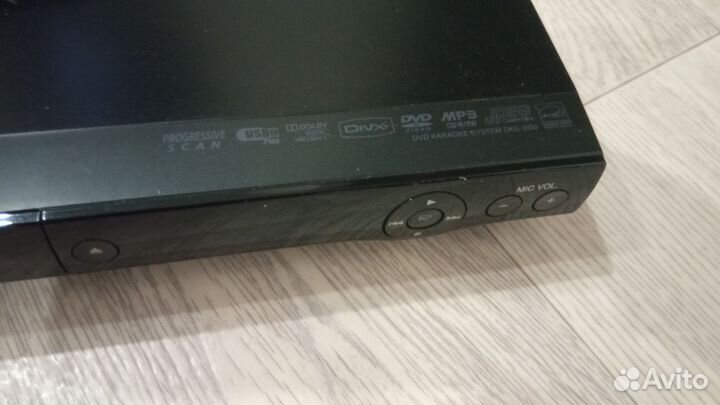 Dvd плеер с караоке LG DKS-3000