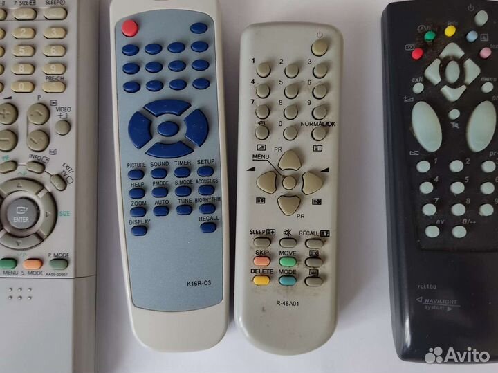 Пульты д/у разные