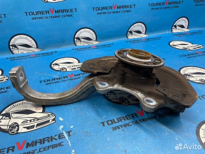 Ступица передняя правая Mercedes-Benz C-Class