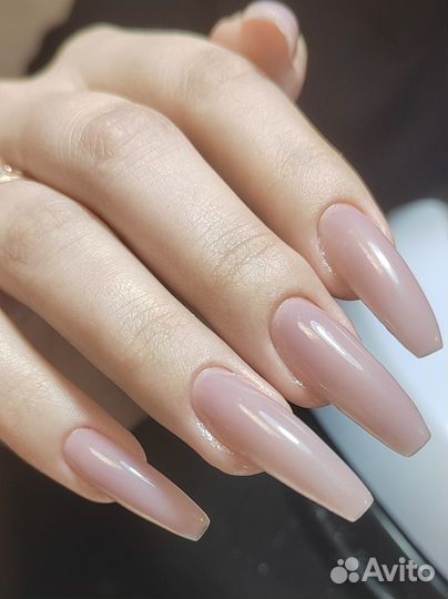 Маникюр, педикюр, наращивание ногтей