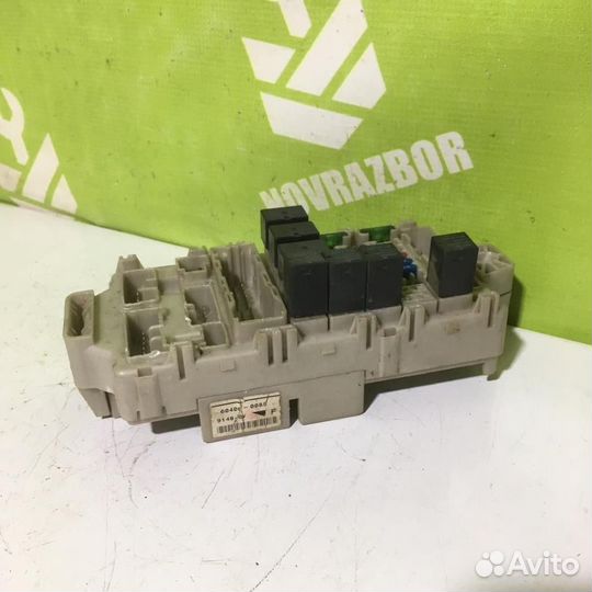 Блок предохранителей Митсубиси Лансер 9