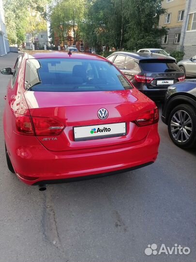 Volkswagen Jetta, 2012