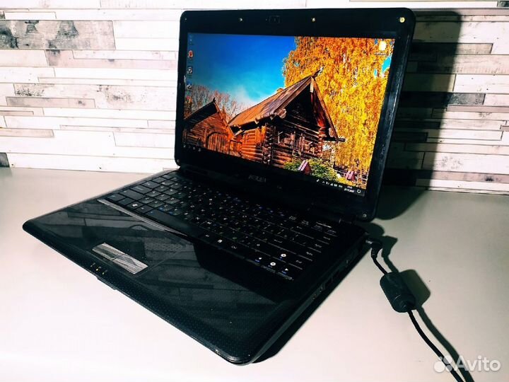 Asus K40Ij - 2 Ядра \ 3 Озу \ 320 HDD