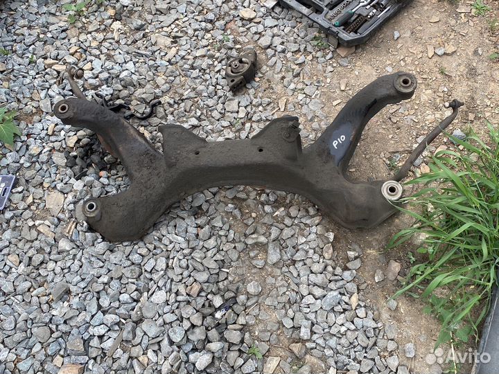 Балка подмоторная nissan primera p10