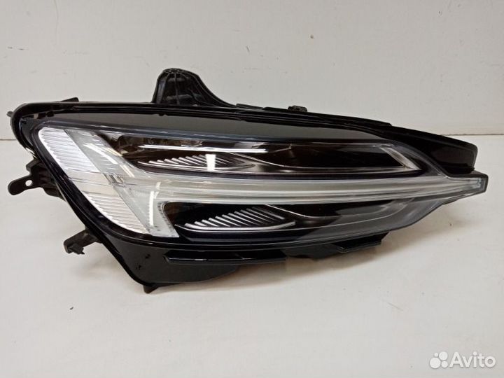 Фара правая Volvo S60 2019