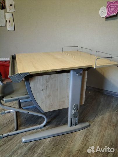 Растущая парта и стул деми