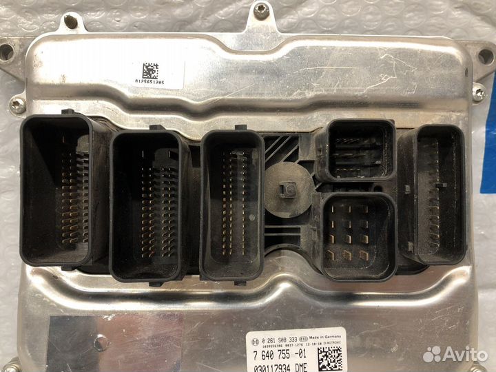 Блок управления двигателем BMW 1