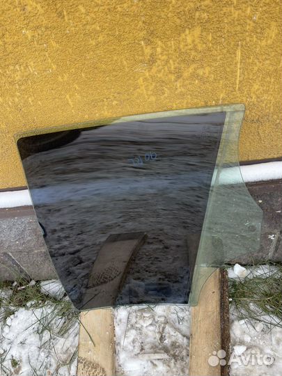 Стекло заднее левое бмв 3 серии Е90 седан