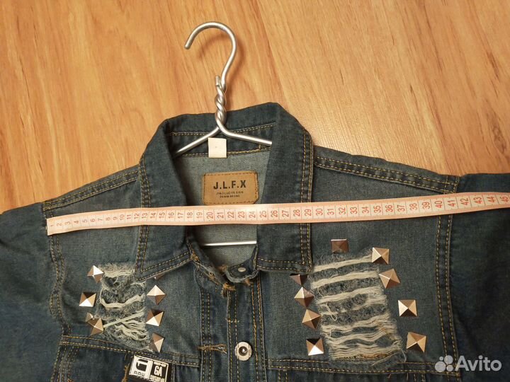 Джинсовый кардиган на девочку подростка