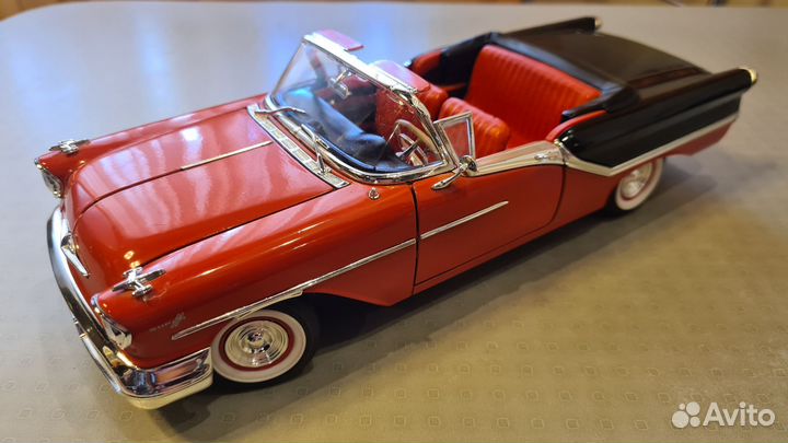 Коллекционная модель 1/18