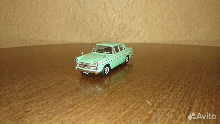 Модель автомобиля 1:43 Austin Cambridge