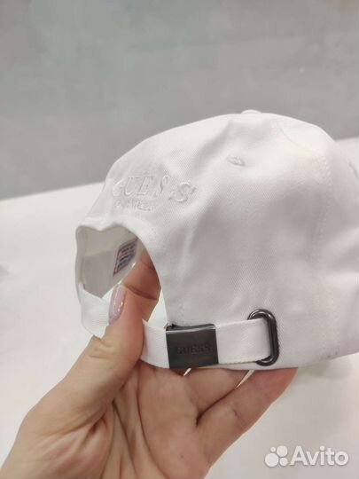 Бейсболка новая/ кепка Guess с бирками
