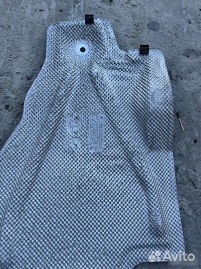 Теплоизоляция глушителя задняя Bmw E8X