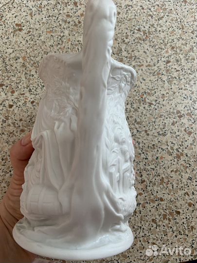 Ваза (кувшин) фарфоровая