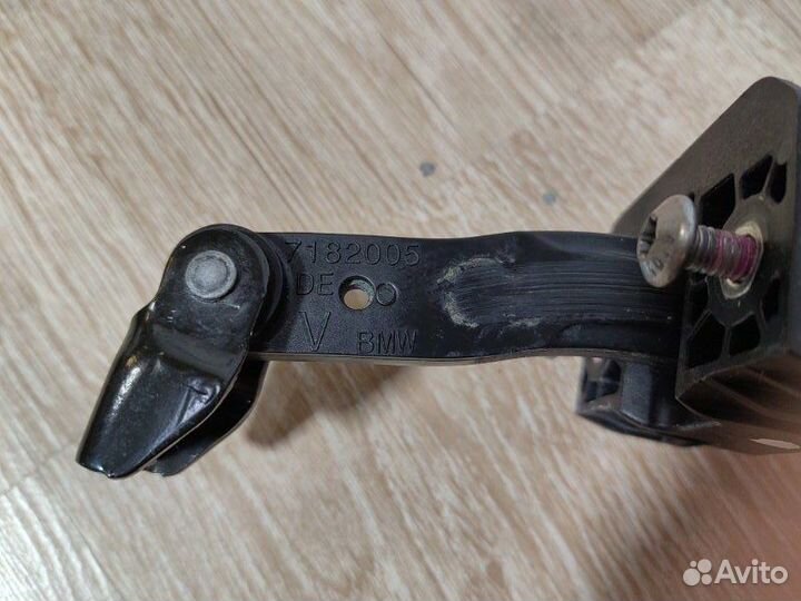 Ограничитель двери передний Bmw 5 F10 N52B30AF