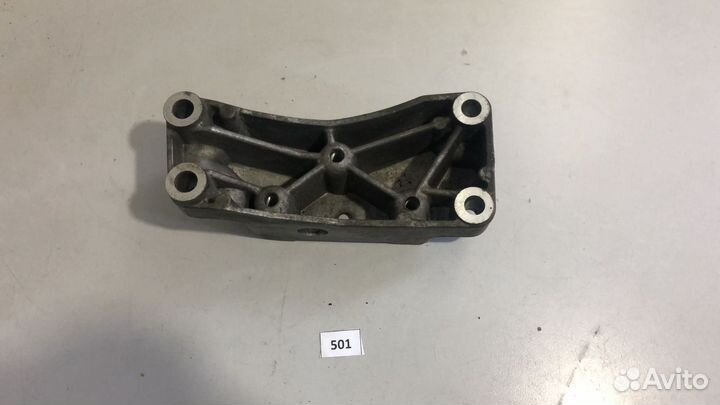 Кронштейн АКПП VW Passat B6 1K0199117