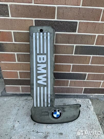 Крышка двигателя бмв